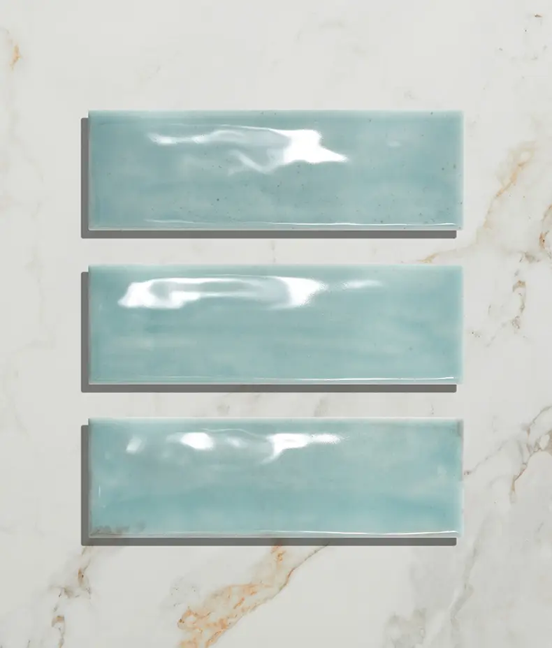 Petite Porcelain Gloss Sky 5x15cm