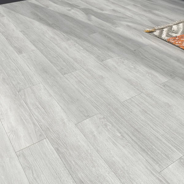 Iwood Wood Effect Porcelain Tile 15x90cm - Image 2